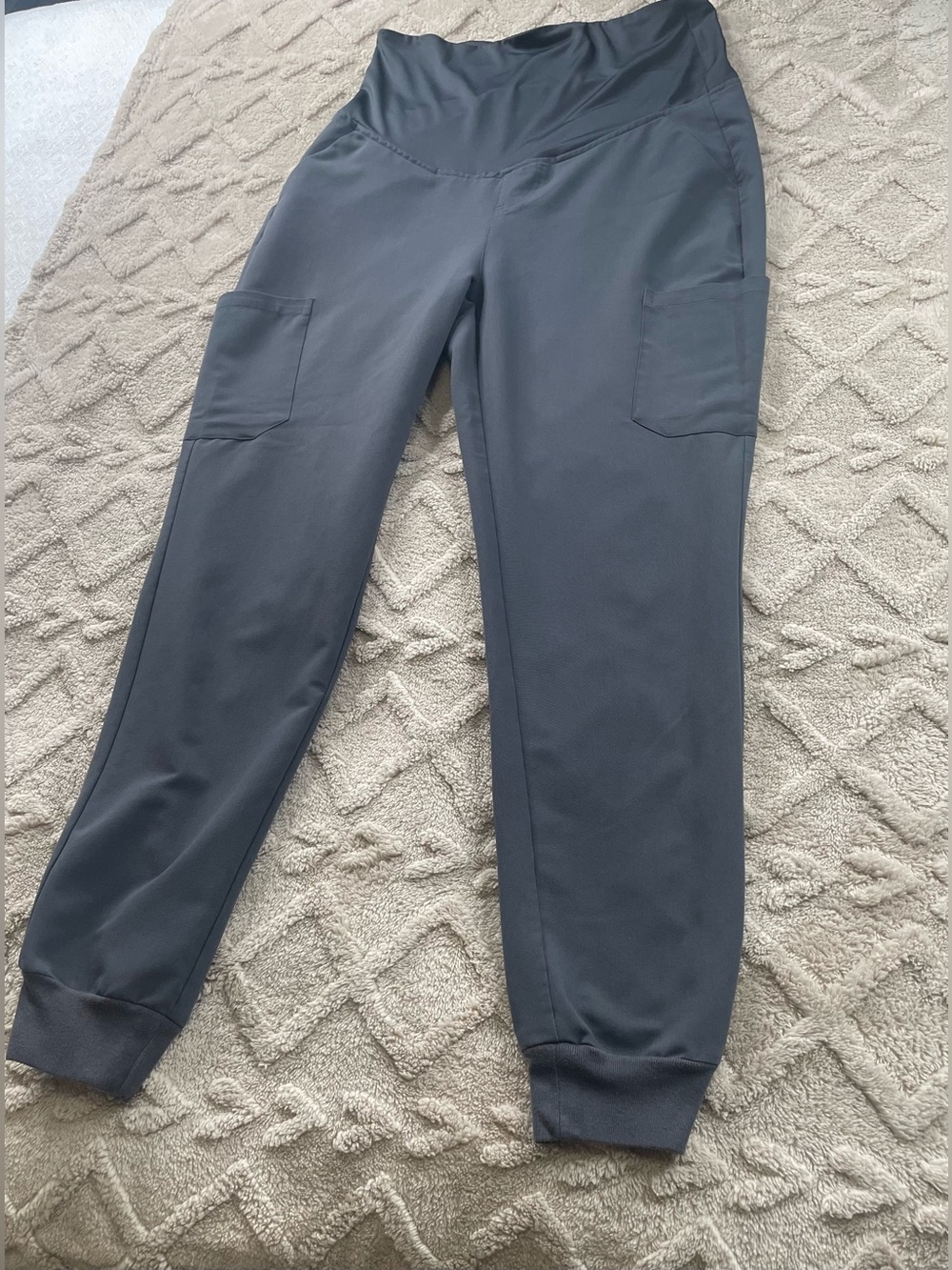 Mandala‎ Maternity Jogger Pants in Charcoal Gray Sz T/ M Medical Staff